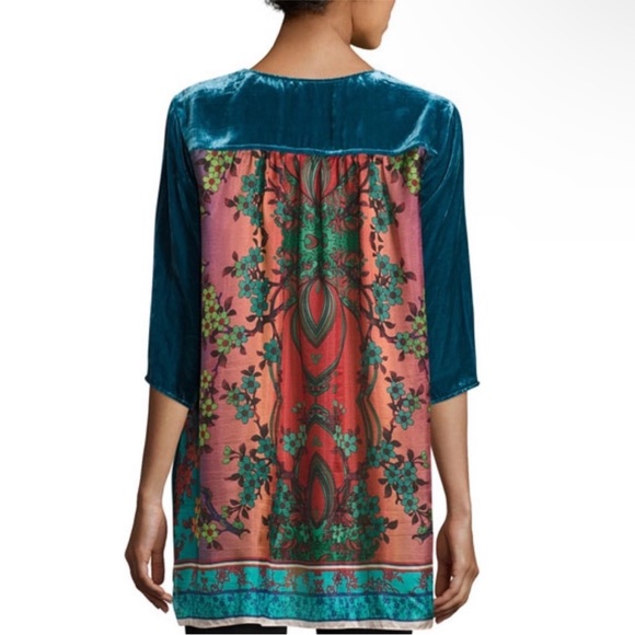 Johnny Was Lucia Velvet Scarf Back Tunic Top Size Small - Picture 3 of 7